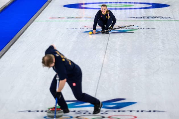 260210 Rasmus Wrana and Isabella Wrana of Sweden compete in the mixed doubles curling final match between Sweden and USA during day 4 of the 2026 Winter Olympics on February 10, 2026 in Cortina. Photo: Joel Marklund BILDBYRAN kod JM JM0787 bbeng curling Olympic Games, Olympische Spiele, Olympia, OS olympics winter olympics os ol olympiska spel vinter-os olympiske leker milano cortina 2026 milan cortina 2026 milano cortina 2026 olympic games milano cortina 2026 winter olympic games milano cortina-os milano cortina-ol vinter-ol final sverige sweden usa united states *** 260210 Rasmus Wrana and Isabella Wrana of Sweden compete in the mixed doubles curling final match between Sweden and USA during day 4 of the 2026 Winter Olympics on February 10, 2026 in Cortina Photo Joel Marklund BILDBYRAN kod JM JM0787 bbeng curling olympic games olympics winter olympics os ol olympiska spel vinter os olympiske leker milano cortina 2026 milan cortina 2026 milano cortina 2026 olympic games milano cortina 2026 winter olympic games milano cortina os milano cortina ol vinter ol final sverige sweden usa united states  Copyright: JOELxMARKLUND BB260210JM217