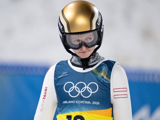 OLYMPICS - Winter Olympic Games, Olympische Spiele, Olympia, OS Milano Cortina 2026 VAL DI FIEMME,ITALY,10.FEB.26 - OLYMPICS, Ski jumping, Skispringen, Ski, nordisch - Winter Olympic Games Milano Cortina 2026, normal hill, mixed team. Image shows the disappointment of Julia Muehlbacher (AUT).  GEPAxpictures xOliverxLerch