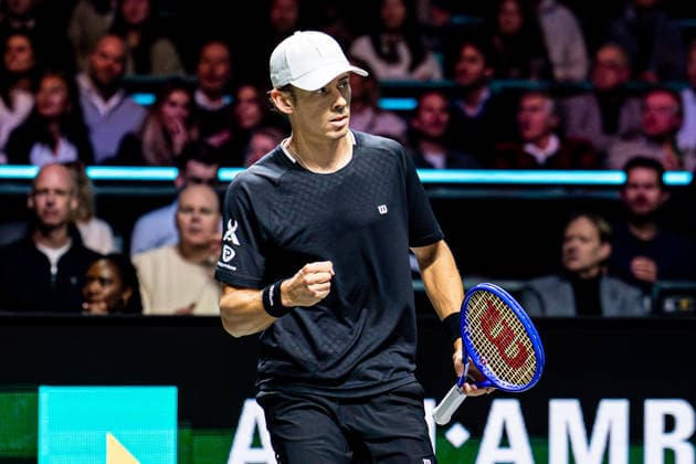 2026-02-10 ABN AMRO Open - Day Two ROTTERDAM, NETHERLANDS - FEBRUARY 10: Alex de Minaur celebrates during Day Two of the ABN AMRO Open at Rotterdam Ahoy on February 10, 2026 in Rotterdam, Netherlands. (Photo by Gabriel Calvino Alonso BSR Agency) Rotterdam Netherlands Content not available for redistribution in The Netherlands directly or indirectly through any third parties. Copyright: xBSRxAgencyx