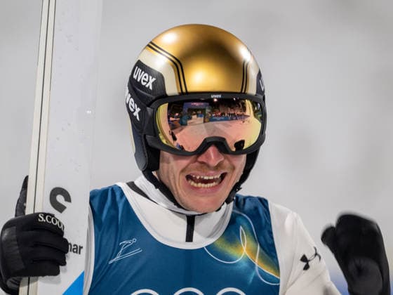 OLYMPICS - Winter Olympic Games, Olympische Spiele, Olympia, OS Milano Cortina 2026 VAL DI FIEMME,ITALY,10.FEB.26 - OLYMPICS, Ski jumping, Skispringen, Ski, nordisch - Winter Olympic Games Milano Cortina 2026, normal hill, mixed team. Image shows the rejoicing of Anze Lanisek (SLO).  GEPAxpictures xOliverxLerch