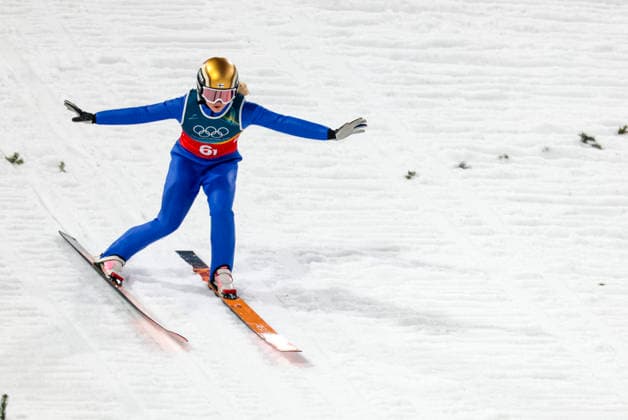 OLYMPICS - Winter Olympic Games, Olympische Spiele, Olympia, OS Milano Cortina 2026 PREDAZZO,ITALY,10.FEB.26 - OLYMPICS, Ski jumping, Skispringen, Ski, nordisch - Winter Olympic Games Milano Cortina 2026, normal hill, mixed team. Image shows Heta Hirvonen (FIN).  GEPAxpictures xMatthiasxTrinkl