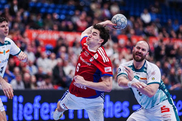 Wurf Tor Elias Kofler (Handball Verein Hamburg, 06) GER, Handball Sport Verein Hamburg vs. SC DHfK Leipzig, Handball, 1. Bundesliga, Spieltag 20, Saison 2025 2026, 10.02.2026 GER, Handball Sport Verein Hamburg vs. SC DHfK Leipzig, Handball, 1. Bundesliga, Spieltag 20, Saison 2025 2026, 10.02.2026 Hamburg Copyright: xEibner-Pressefoto MarcelxvonxFehrnx EP_MFN