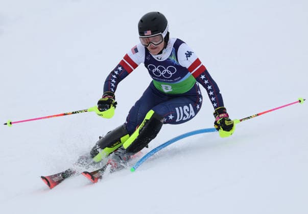 (260210) -- CORTINA D AMPEZZO, Feb. 10, 2026 -- Paula Moltzan of the United States competes during the slalom of the alpine skiing women s team combined at the Milan-Cortina 2026 Olympic Winter games, Winterspiele,Spiele, Summer games in Cortina, Italy, Feb. 10, 2026. ) (MICO2026)ITALY-CORTINA D AMPEZZO-OLYMPIC WINTER GAMES-ALPINE SKIING-WOMEN S TEAM COMBINED ZhangxChenlin 