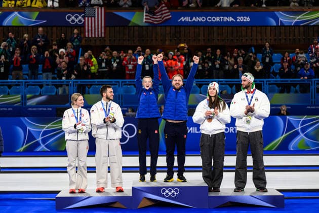 260210 Cory Thiesse and Korey Dropkin of USA, Isabella Wrana and Rasmus Wrana of Sweden and team Italy on the podium after the mixed doubles curling final match between Sweden and USA during day 4 of the 2026 Winter Olympics on February 10, 2026 in Cortina. Photo: Jon Olav Nesvold BILDBYRAN COP 217 JM0787 bbeng curling Olympic Games, Olympische Spiele, Olympia, OS olympics winter olympics os ol olympiska spel vinter-os olympiske leker milano cortina 2026 milan cortina 2026 milano cortina 2026 olympic games milano cortina 2026 winter olympic games milano cortina-os milano cortina-ol vinter-ol final sverige sweden usa united states medalj gold guld jubel *** 260210 Cory Thiesse and Korey Dropkin of USA, Isabella Wrana and Rasmus Wrana of Sweden and team Italy on the podium after the mixed doubles curling final match between Sweden and USA during day 4 of the 2026 Winter Olympics on February 10, 2026 in Cortina Photo Jon Olav Nesvold BILDBYRAN COP 217 JM0787 bbeng curling olympic games olympics winter olympics os ol olympiska spel vinter os olympiske leker milano cortina 2026 milan cortina 2026 milano cortina 2026 olympic games milano cortina 2026 winter olympic games milano cortina os milano cortina ol vinter ol final sverige sweden usa united states medalj gold guld jubel  Copyright: JONxOLAVxNESVOLD BB260210JE147
