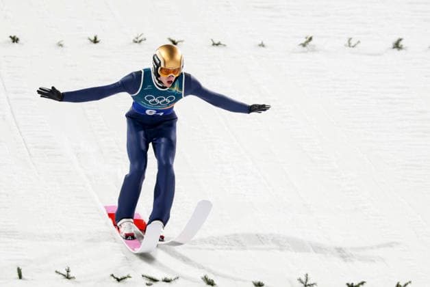 OLYMPICS - Winter Olympic Games, Olympische Spiele, Olympia, OS Milano Cortina 2026 PREDAZZO,ITALY,10.FEB.26 - OLYMPICS, Ski jumping, Skispringen, Ski, nordisch - Winter Olympic Games Milano Cortina 2026, normal hill, mixed team. Image shows Niko Kytoesaho (FIN).  GEPAxpictures xMatthiasxTrinkl
