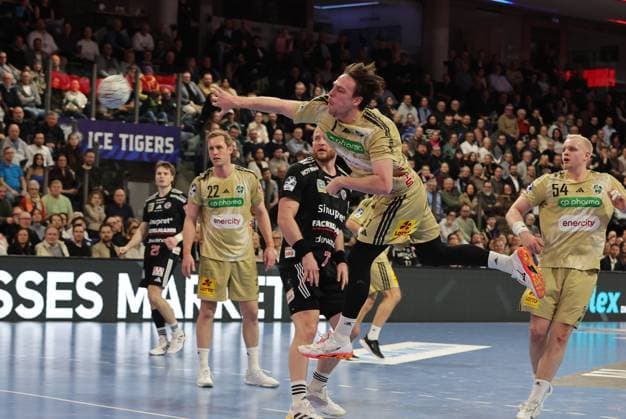 10.02.2026 - Handball - 1. Bundesliga DAIKIN HBL - Saison 2025 2026 - 20. Spieltag: HC Erlangen Metropolregion Nürnberg HCE - TSV Hannover-Burgdorf ( Die Recken ) - DaMa - xdaxmax - Leif Tissier (7, TSV Hannover-Burgdorf )