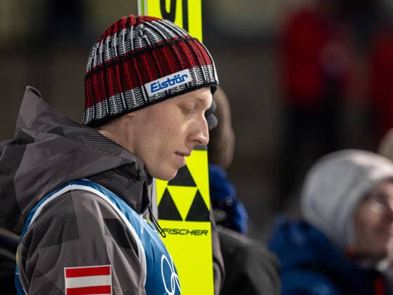OLYMPICS - Winter Olympic Games, Olympische Spiele, Olympia, OS Milano Cortina 2026 VAL DI FIEMME,ITALY,10.FEB.26 - OLYMPICS, Ski jumping, Skispringen, Ski, nordisch - Winter Olympic Games Milano Cortina 2026, normal hill, mixed team. Image shows the disappointment of Jan Hoerl (AUT).  GEPAxpictures xOliverxLerch