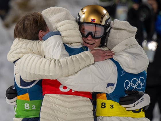 OLYMPICS - Winter Olympic Games, Olympische Spiele, Olympia, OS Milano Cortina 2026 VAL DI FIEMME,ITALY,10.FEB.26 - OLYMPICS, Ski jumping, Skispringen, Ski, nordisch - Winter Olympic Games Milano Cortina 2026, normal hill, mixed team. Image shows the rejoicing of Kristoffer Eriksen Sundal, Anna Odine Stroem, Marius Lindvik and Eirin Maria Kvandal (NOR).  GEPAxpictures xOliverxLerch