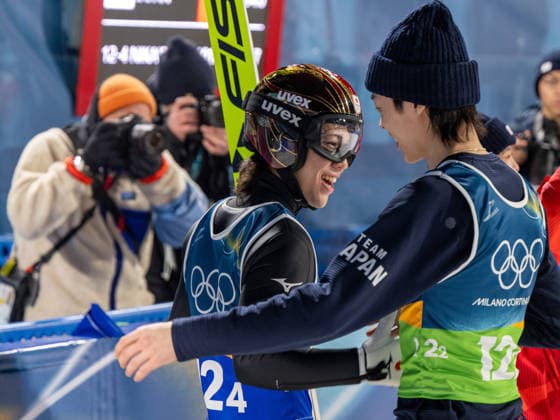 OLYMPICS - Winter Olympic Games, Olympische Spiele, Olympia, OS Milano Cortina 2026 VAL DI FIEMME,ITALY,10.FEB.26 - OLYMPICS, Ski jumping, Skispringen, Ski, nordisch - Winter Olympic Games Milano Cortina 2026, normal hill, mixed team. Image shows the rejoicing of Ren Nikaido and Ryoyu Kobayashi (JPN)..  GEPAxpictures xOliverxLerch