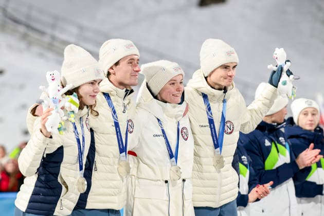 OLYMPICS - Winter Olympic Games, Olympische Spiele, Olympia, OS Milano Cortina 2026 PREDAZZO,ITALY,10.FEB.26 - OLYMPICS, Ski jumping, Skispringen, Ski, nordisch - Winter Olympic Games Milano Cortina 2026, normal hill, mixed team, medal ceremony. Image shows Anna Odine Stroem, Kristoffer Eriksen Sundal, Eirin Maria Kvandal and Marius Lindvik (NOR). Keywords: medal.  GEPAxpictures xMatthiasxTrinkl