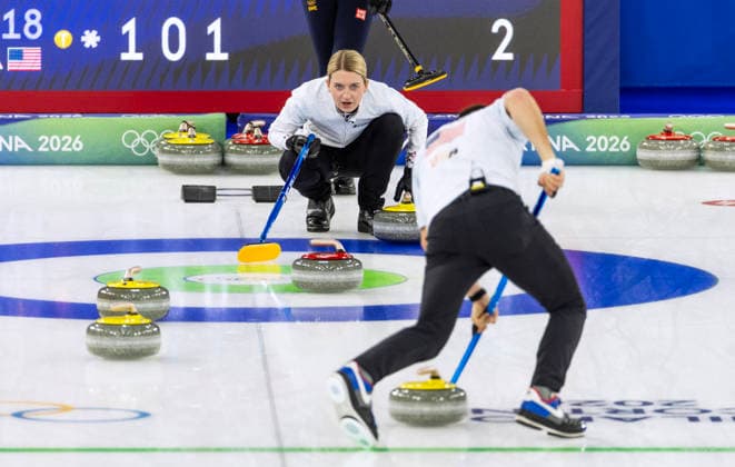 February 10, 2026, Cortina D ampezzo, Lombardy, Italy: Cory Thiesse and Korey Dropkin of the USA Isabella play against Rasmus Wranna of Sweden in Mixed Doubles Curling at the Cortina Curling Olympic Stadium for the Milano Cortina 2026 Winter Olympics. Cortina D ampezzo Italy - ZUMAsc5_ 20260210_oly_sc5_032 Copyright: xErichxSchlegelx