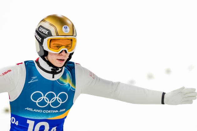 OLYMPICS - Winter Olympic Games, Olympische Spiele, Olympia, OS Milano Cortina 2026 PREDAZZO,ITALY,10.FEB.26 - OLYMPICS, Ski jumping, Skispringen, Ski, nordisch - Winter Olympic Games Milano Cortina 2026, normal hill, mixed team. Image shows Stephan Embacher (AUT).  GEPAxpictures xMatthiasxTrinkl