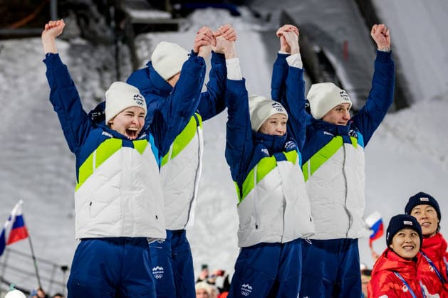 OLYMPICS - Winter Olympic Games, Olympische Spiele, Olympia, OS Milano Cortina 2026 PREDAZZO,ITALY,10.FEB.26 - OLYMPICS, Ski jumping, Skispringen, Ski, nordisch - Winter Olympic Games Milano Cortina 2026, normal hill, mixed team, medal ceremony. Image shows Anze Lanisek, Domen Prevc, Nika Prevc and Nika Vodan (SLO).  GEPAxpictures xMatthiasxTrinkl
