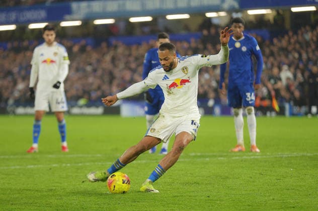 Chelsea v Leeds United, English Premier League, Stamford Bridge, London, UK - 10 02 2026 Lukas Nmecha of Leeds United scores their first goal during the Premier League game against Chelsea at Stamford Bridge London Stamford Bridge London GBR, UK NEWSPAPERS OUT Copyright: xMarkxGreenwoodx