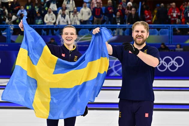 CORTINA, ITALY 20260210 Sweden s Isabella Wrana and Rasmus Wrana celebrate their victory in the Olympic final against the USA in mixed curling in Cortina. *** The image is included in the SPORTS PACKAGE. For others PAYMENT IMAGE ** CORTINA ITALY x10030x *** CORTINA, ITALY 20260210 Swedens Isabella Wrana and Rasmus Wrana celebrate their victory in the Olympic final against the USA in mixed curling in Cortina The image is included in the SPORTS PACKAGE For others PAYMENT IMAGE CORTINA ITALY x10030x  Copyright: xJonasxEkströmer TTx 2026 OLYMPICS MIXED CURLING FINAL