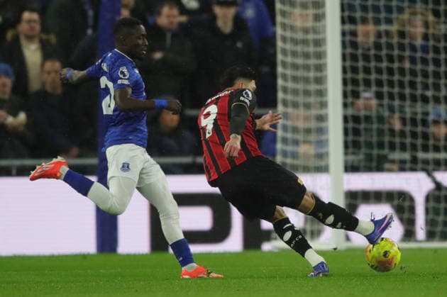 Everton v Bournemouth, Premier League Evanilson of AFC Bournemouth shoots during the Premier League match between Everton and Bournemouth at Hill Dickinson Stadium, Liverpool, UK on 10 February 2026. Liverpool Hill Dickinson Stadium Merseyside UK Editorial use only DataCo restrictions apply See www.football-dataco.com , Copyright: xAlunxRobertsx PSI-23724-0027