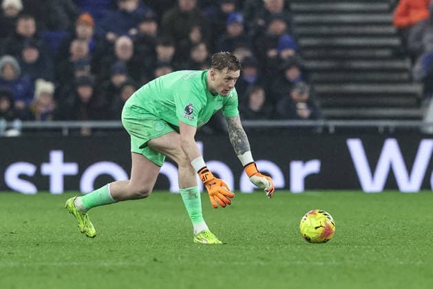 Premier League Everton v Bournemouth Everton goalkeeper Jordan Pickford with the ball during the Premier League match Everton vs Bournemouth at Hill Dickinson Stadium, Liverpool, United Kingdom on 10 February 2026 (Photo by Alfie Cosgrove News Images) Liverpool Hill Dickinson Stadium Merseyside United Kingdom Copyright: xAlfiexCosgrove NewsxImagesx