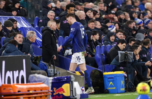 Everton s Jake O Brien leaves the field after being shown a straight red Everton v AFC Bournemouth, Premier League, Football, Hill Dickinson Stadium, Liverpool, UK - 10 Feb 2026Liverpool Hill Dickinson Stadium United Kingdom EDITORIAL USE ONLY No use with unauthorised audio, video, data, fixture lists, club league logos or live services. Online in-match use limited to 120 images, no video emulation. No use in betting, games or single club league player publications. Copyright: xAlexxDodd Shutterstockx 16537164ac