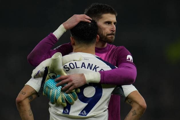 Tottenham Hotspur Goalkeeper Guglielmo Vicario hugs Dominic Solanke of Tottenham Hotspur Tottenham Hotspur v Newcastle United, Premier League, Football, Tottenham Hotspur Stadium, London, UK - 10 Feb 2026London Tottenham Hotspur Stadium United Kingdom EDITORIAL USE ONLY No use with unauthorised audio, video, data, fixture lists, club league logos or live services. Online in-match use limited to 120 images, no video emulation. No use in betting, games or single club league player publications.  Copyright: xJoexToth Shutterstockx 16537168bg