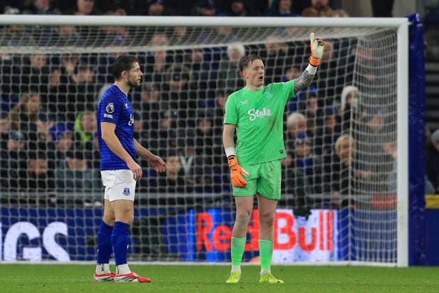 10th February 2026; Hill Dickinson Stadium, Liverpool, England; Premier League Football, Everton versus AFC Bournemouth; Everton goalkeeper Jordan Pickford reacts after Bournemouth& x2019;s second goal for 1-2 after 64 minutes  DavidxBlunsden Content restricted for UK based newspaper