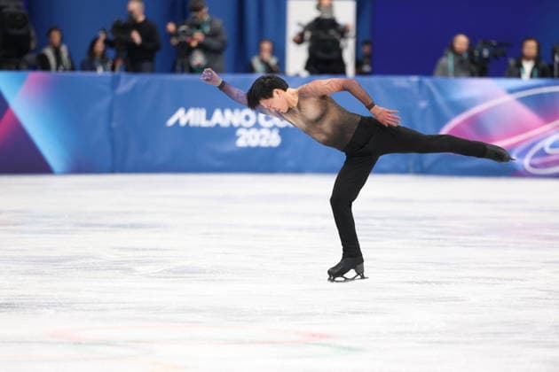 Winter Olympics - Adam Siao Him Fa At Men s Single Skating - Short Program Adam Siao Him Fa of Team France competes in Men s Single Skating - Short Program on day four of the Milano Cortina 2026 Winter Olympic Games, Olympische Spiele, Olympia, OS at Milano Ice Skating Arena on February 10, 2026 in Milan, Italy. Photo by Alexis Jumeau ABACAPRESS.COM Milan Italy  Copyright: xJumeauxAlexis ABACAx