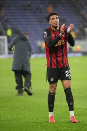 Everton v Bournemouth, Premier League James Hill of AFC Bournemouth applauds the fans during the Premier League match between Everton and Bournemouth at Hill Dickinson Stadium, Liverpool, UK on 10 February 2026. Liverpool Hill Dickinson Stadium Merseyside UK Editorial use only DataCo restrictions apply See www.football-dataco.com , Copyright: xAlunxRobertsx PSI-23724-0089