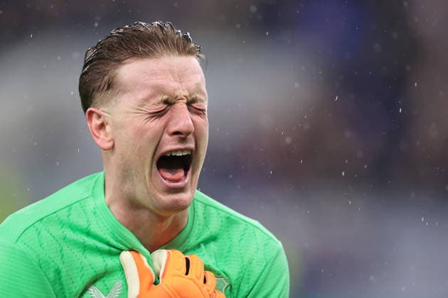 Football - Premier League - Everton v Bournemouth 10th February 2026 - Premier League - Everton v Bournemouth - Everton goalkeeper Jordan Pickford screams with frustration - Photo: Simon Stacpoole Offside. Liverpool UK Copyright: xSimonxStacpoolexOffside