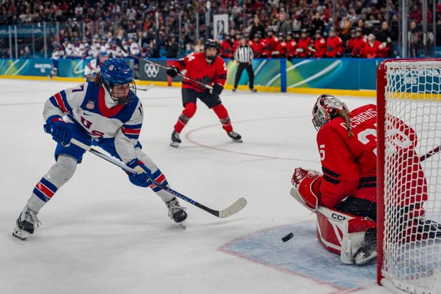 February 10, 2026, Milan, Italy: Goalkeeper ANN-RENEE DESBIENS 35 of Team Canada makes a save against BRITTA CURL 17 of Team USA in the Preliminary Round Group A at the Milano Santagiulia Ice hockey, Eishockey Arena in MILAN, Italy during the 2026 Milano Cortina Winter Olympics. Team USA defeats Canada 5:0. Milan USA - ZUMAa161 20260210_aaa_a161_041 Copyright: xWalterxG.xArcexSr.x