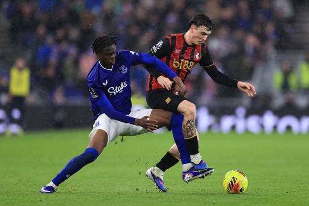Football - Premier League - Everton v Bournemouth 10th February 2026 - Premier League - Everton v Bournemouth - Tyrique George of Everton battles with Alex Jimenez of Bournemouth - Photo: Simon Stacpoole Offside. Liverpool UK Copyright: xSimonxStacpoolexOffside
