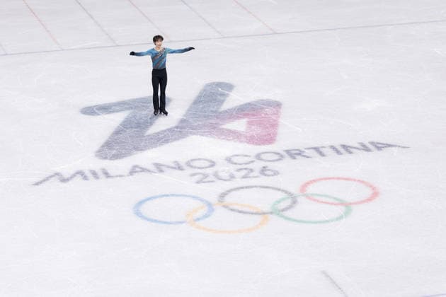 Winter Olympics - Men s Single Skating - Short Program AJ Boyang Jin of Team People s Republic of China competes in Men s Single Skating - Short Program on day four of the Milano Cortina 2026 Winter Olympic Games, Olympische Spiele, Olympia, OS at Milano Ice Skating Arena on February 10, 2026 in Milan, Italy. Photo by Alexis Jumeau ABACAPRESS.COM Milan  Copyright: xJumeauxAlexis ABACAx
