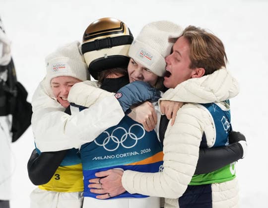 260210 -- PREDAZZO, Feb. 10, 2026 -- Athletes of Norway celebrate after the Ski jumping, Skispringen, Ski, nordisch mixed team match at the Milan-Cortina 2026 Olympic Winter games, Winterspiele,Spiele, Summer games in Predazzo, Italy, Feb. 10, 2026. MICO2026ITALY-PREDAZZO-OLYMPIC WINTER GAMES-SKI JUMPING-MIXED TEAM MengxYongmin  (MICO2026)ITALY-PREDAZZO-OLYMPIC WINTER GAMES-SKI JUMPING-MIXED TEAM IMAGO MengxYongmin  imago images 0847274397