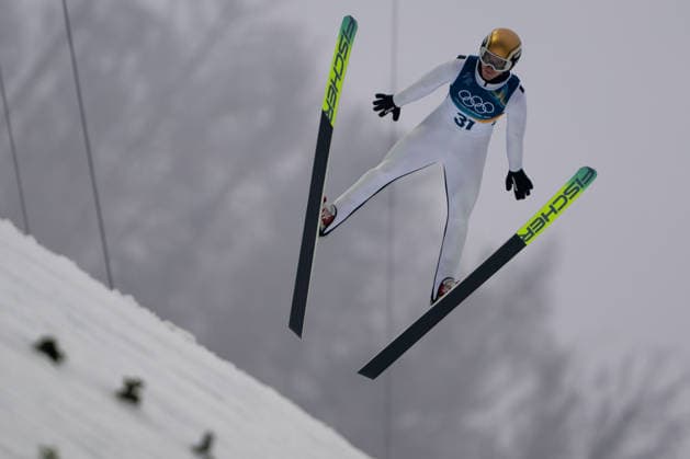 OLYMPICS - Winter Olympic Games, Olympische Spiele, Olympia, OS Milano Cortina 2026 PREDAZZO,ITALY,11.FEB.26 - OLYMPICS, NORDIC SKIING, NORDIC COMBINED, Ski jumping, Skispringen, Ski, nordisch - Winter Olympic Games Milano Cortina 2026, normal hill, men. Image shows Thomas Rettenegger (AUT).  GEPAxpictures xOliverxLerch