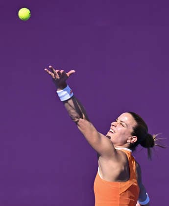 WTA, Tennis Damen QATAR TOTALENERGIES OPEN 2026-ROUND OF 16 Maria Sakkari of Greece competes in her round of 16 match against Varvara Gracheva of France during the WTA Qatar TotalEnergies Open 2026 tennis tournament at the Khalifa International Tennis Complex in Doha, Qatar, on February 11, 2026. ¨¨ DOHA Qatar Copyright: xNOUSHADx
