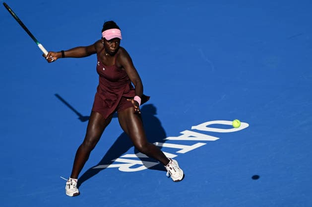 Qatar TotalEnergies Open 2026 - Day Four DOHA, QATAR FEBRUARY 11: Victoria Mboko of Canada in action against Mirra Anreeva in the Round of 16 on Day Four of the Qatar TotalEnergies Open, part of the Hologic WTA, Tennis Damen Tour, at the Khalifa International Tennis and Squash Complex on February 11, 2026 in Doha, Qatar. Doha Qatar  Copyright: xArturxWidakx originalFilename:widak-qatartot260211_npjEm.jpg