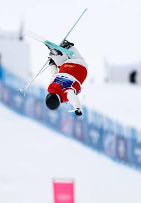 (260211) -- LIVIGNO, Feb. 11, 2026 -- Li Ruilin of China competes during the freestyle skiing women s moguls qualification at the Milan-Cortina 2026 Olympic Winter games, Winterspiele,Spiele, Summer games in Livigno, Italy, Feb. 11, 2026. ) (MICO2026)ITALY-LIVIGNO-OLYMPIC WINTER GAMES-FREESTYLE SKIING-WOMEN S MOGULS-QUALIFICATION WangxPeng 