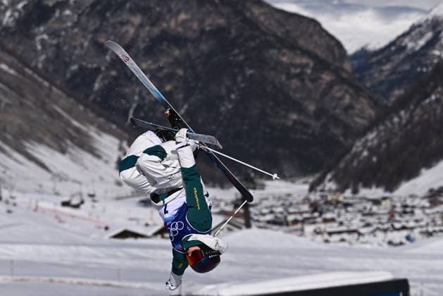 2026 WINTER Olympic Games, Olympische Spiele, Olympia, OS Jakara Anthony of Australia in action during the warm up runs ahead of the Freestyle Skiing Women™s Moguls final at the Livigno aerials and moguls park on day 5 of the 2026 Milano Cortina Winter Olympic Games in Sondrio, Italy, Wednesday, February 11, 2026. ( NO ARCHIVING, EDITORIAL USE ONLY MILANO LOMBARDY ITALY  Copyright: xDANxHIMBRECHTSx 20260212146704530443