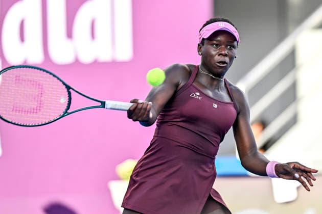 WTA, Tennis Damen QATAR TOTALENERGIES OPEN 2026-ROUND OF 16 Victoria Mboko of Canada competes in her round of 16 match against Mirra Andreeva of Russia during the WTA Qatar TotalEnergies Open 2026 tennis tournament at the Khalifa International Tennis Complex in Doha, Qatar, on February 11, 2026. ¨¨ DOHA Qatar Copyright: xNOUSHADx