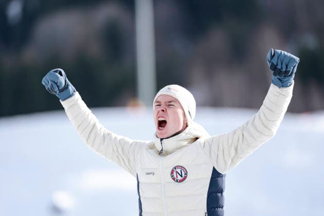 OLYMPICS - Winter Olympic Games, Olympische Spiele, Olympia, OS Milano Cortina 2026 TESERO,ITALY,11.FEB.26 - OLYMPICS, NORDIC SKIING, NORDIC COMBINED, CROSS COUNTRY - Winter Olympic Games Milano Cortina 2026, 10km Gundersen, men, medal ceremony. Image shows the rejoicing of Jens Luraas Oftebro (NOR).  GEPAxpictures xMatthiasxTrinkl