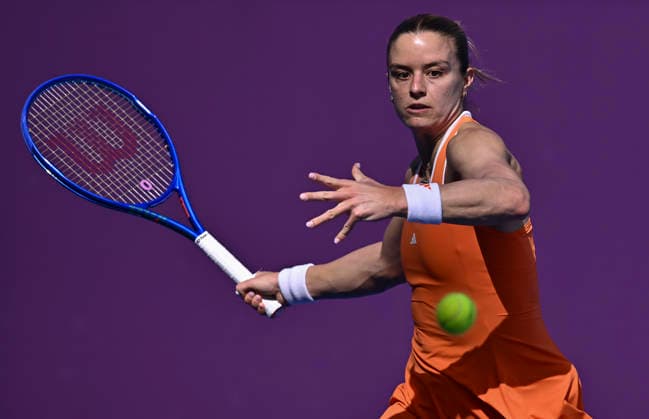 WTA, Tennis Damen Qatar TotalEnergies Open 2026-round of 16 - 11 Feb 2026 Maria Sakkari of Greece plays against Varvara Gracheva of France ( not in view) during the round of 16 match at the WTA Qatar TotalEnergies Open 2026 tennis tournament at the Khalifa International Tennis Complex. Maria Sakkari won against Varvara Gracheva 6-7,6-0.?? Doha Qatar Copyright: xNoushadxVariyattiyakkalx xSOPAxImagesx NVRITYAKAL1-020
