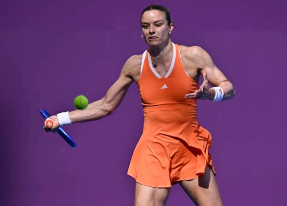 WTA, Tennis Damen Qatar TotalEnergies Open 2026-round of 16 - 11 Feb 2026 Maria Sakkari of Greece plays against Varvara Gracheva of France ( not in view) during the round of 16 match at the WTA Qatar TotalEnergies Open 2026 tennis tournament at the Khalifa International Tennis Complex. Maria Sakkari won against Varvara Gracheva 6-7,6-0.?? Doha Qatar Copyright: xNoushadxVariyattiyakkalx xSOPAxImagesx NVRITYAKAL1-021