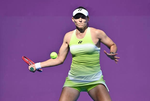 WTA, Tennis Damen Qatar TotalEnergies Open 2026-round of 16 - 11 Feb 2026 Varvara Gracheva of France plays against Maria Sakkari of Greece ( not in view) during the round of 16 match at the WTA Qatar TotalEnergies Open 2026 tennis tournament at the Khalifa International Tennis Complex. Maria Sakkari won against Varvara Gracheva 6-7,6-0.?? Doha Qatar Copyright: xNoushadxVariyattiyakkalx xSOPAxImagesx NVRITYAKAL1-025