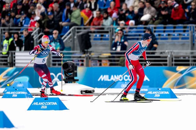 OLYMPICS - Winter Olympic Games, Olympische Spiele, Olympia, OS Milano Cortina 2026 TESERO,ITALY,11.FEB.26 - OLYMPICS, NORDIC SKIING, NORDIC COMBINED, CROSS COUNTRY - Winter Olympic Games Milano Cortina 2026, 10km Gundersen, men. Image shows Jens Luraas Oftebro (NOR) and Stefan Rettenegger (AUT).  GEPAxpictures xMatthiasxTrinkl