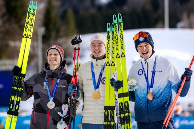 OLYMPICS - Winter Olympic Games, Olympische Spiele, Olympia, OS Milano Cortina 2026 TESERO,ITALY,11.FEB.26 - OLYMPICS, NORDIC SKIING, NORDIC COMBINED - Winter Olympic Games Milano Cortina 2026, normal hill, 10km Gundersen, men, medal ceremony. Image shows Johannes Lamparter (AUT), Jens Luraas Oftebro (NOR) and Eero Hirvonen (FIN).  GEPAxpictures xMatthiasxTrinkl