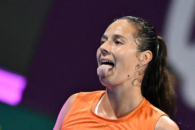 WTA, Tennis Damen QATAR TOTALENERGIES OPEN 2026-ROUND OF 16 Daria Kasatkina of Australia competes in her round of 16 match against Iga Swiatek of Poland during the WTA Qatar TotalEnergies Open 2026 tennis tournament at the Khalifa International Tennis Complex in Doha, Qatar, on February 11, 2026. ¨ ¨¨ DOHA Qatar Copyright: xNOUSHADx