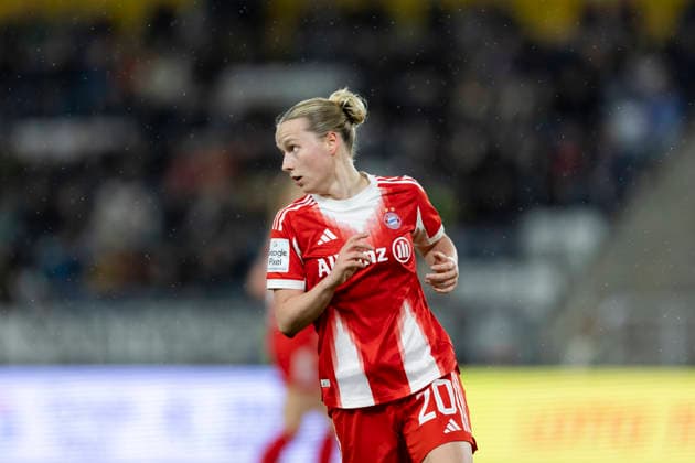 Google Pixel Frauen-Bundesliga: FC Carl Zeiss Jena vs. FC Bayern München; Jena; 11.02.2026 Franziska Kett ( 20; FC Bayern München) Google Pixel Frauen-Bundesliga: FC Carl Zeiss Jena vs. FC Bayern München; ad hoc arena im Ernst-Abbe-Sportfeld; 11.02.2026 DFB REGULATIONS PROHIBIT ANY USE OF PHOTOGRAPHS AS IMAGE SEQUENCES AND OR QUASI-VIDEO. Copyright: xBEAUTIFULxSPORTS Duehringx