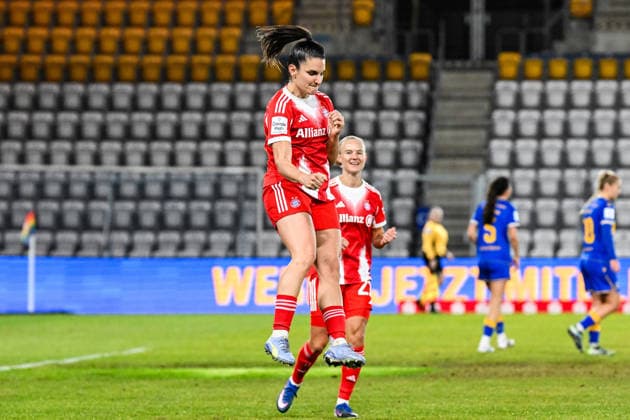 Fußball I Frauen I Saison 2025-2026 I Bundesliga I 16. Spieltag I FC Carl Zeiss Jena - FC Bayern München I 11.02.2026 Torjubel Jovana Damnjanovic (9, FC Bayern München) nach dem Tor zum 2:0 Jena Ernst-Abbe-Sportfeld, ad hoc Arena Thüringen Deutschland Copyright: xLobeca InesxHähnelx