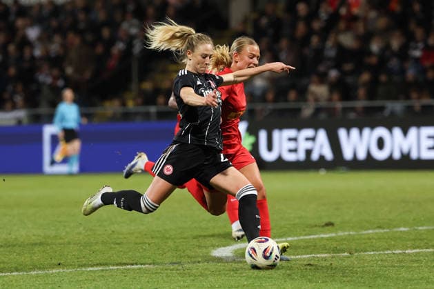 FBL - UEFA Women™s Europa Cup 2025 26 Eintracht Frankfurt - Nordsjaelland Rebecka Blomqvist (Eintracht Frankfurt), Astrid Engsig-Karup (Nordsaelland) in action, with the ball during the Women™s Europa Cup match between Eintracht Frankfurt and Nordsaelland at Stadion am Brentanobad in Frankfurt am Main, Germany, February 11, 2026. Copyright: JoaquimxFerreira