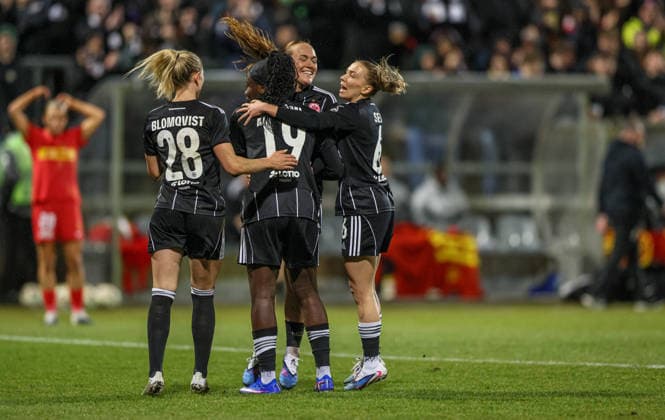 GER, Frankfurt, Eintracht Frankfurt vs FC Nordsjaelland, Europacup, Fussball, UEFA, Spielzeit 2024 2026, Stadion am Brentanobad, Viertelfinale, Hinspiel im Bild: Nicole Anyomi (Eintracht Frankfurt Frauen 19), Tor, Jubel und Freude, Emotionen, Lisanne Gräwe (Eintracht Frankfurt Frauen 8), 1:0 DFB DFL REGULATIONS PROHIBIT ANY USE OF PHOTOGRAPHS AS IMAGE SEQUENCES AND OR QUASI-VIDEO, 11.02.2026 Copyright: HMBxMedia HendrikxHamelau