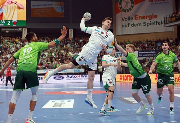11.02.2026, xovx, Handball Daikin Handball Bundesliga, HSG Wetzlar - Füchse Berlin v.l. Philipp Ahouansou (HSG Wetzlar), Lasse Bredekjaer Andersson (Füchse Berlin), Tobias Schjölberg Gröndahl (Füchse Berlin), Georg Löwen (HSG Wetzlar), Josip Simic (HSG Wetzlar) Wetzlar Buderus-Arena Hessen Deutschland (DE)