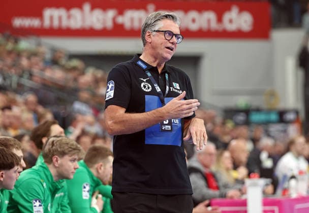 11.02.2026, xovx, Handball Daikin Handball Bundesliga, HSG Wetzlar - Füchse Berlin Trainer Runar Sigtryggsson (HSG Wetzlar) Wetzlar Buderus-Arena Hessen Deutschland (DE)